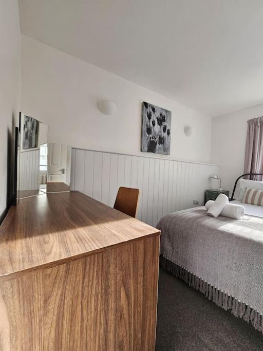 Beautiful And Bright !! Town/Harbour Apartment #1 Penzance Esterno foto